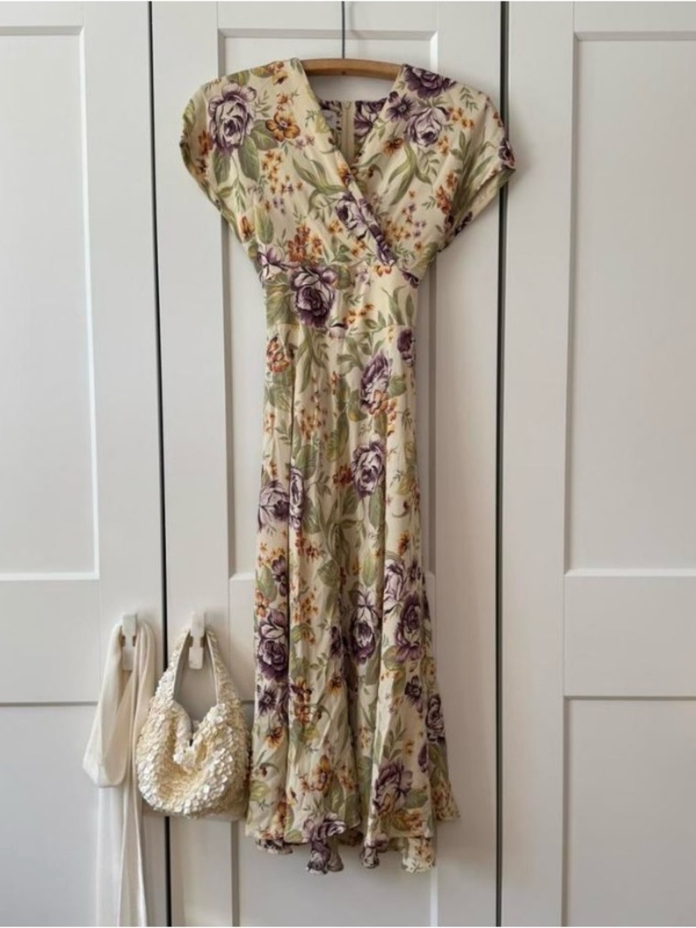 Vintage Floral Midi tie back Dress in Cream and Purple
